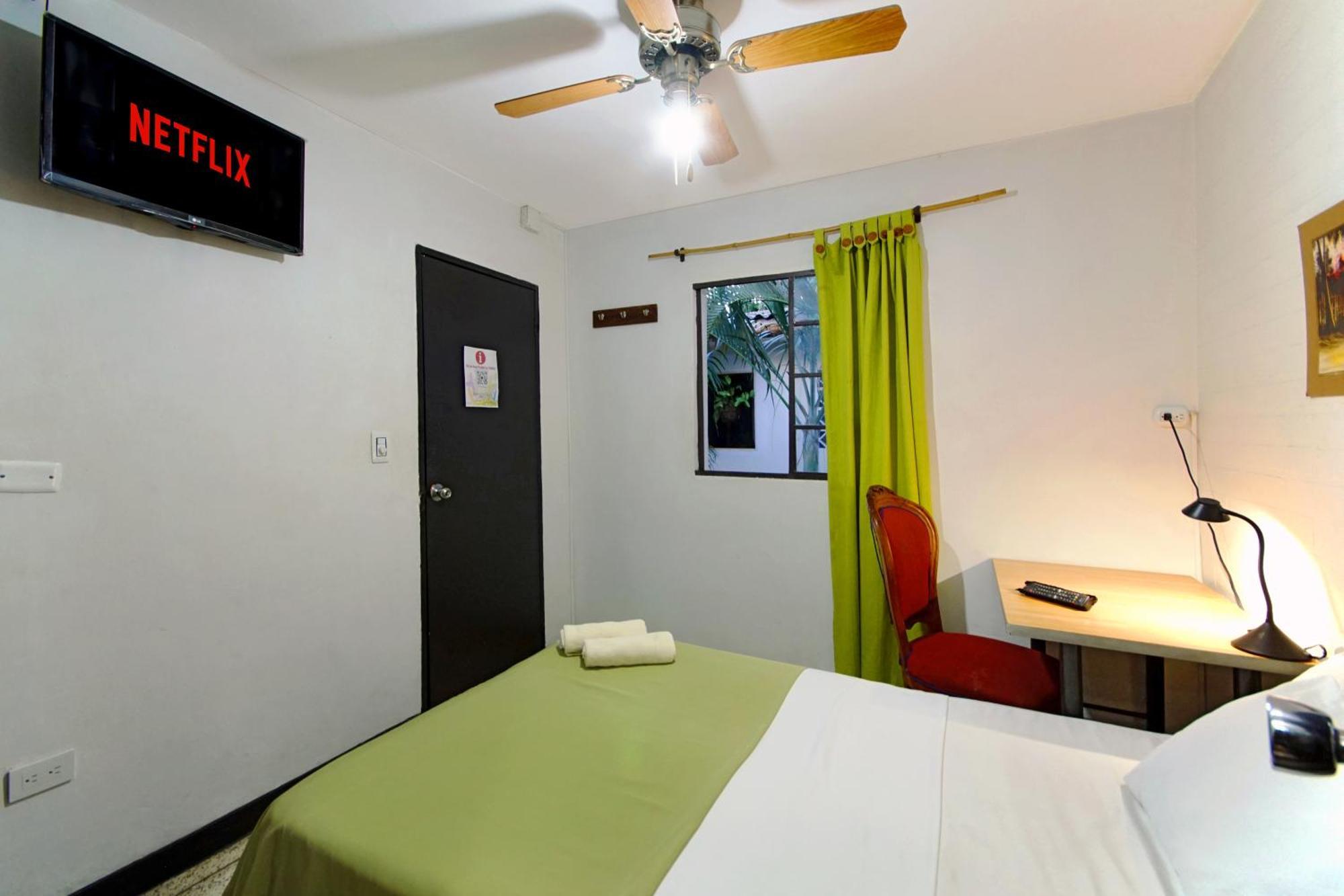 Ding-Dong Hostel Cali Zewnętrze zdjęcie
